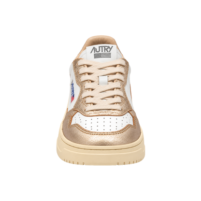 Autry Medalist Low | WB16