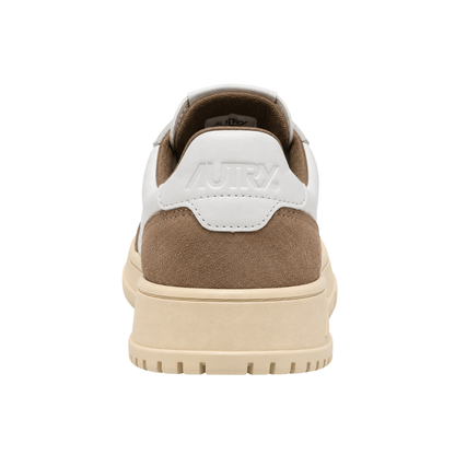 Autry Medalist Low | White / Antelope | AULM-FT02
